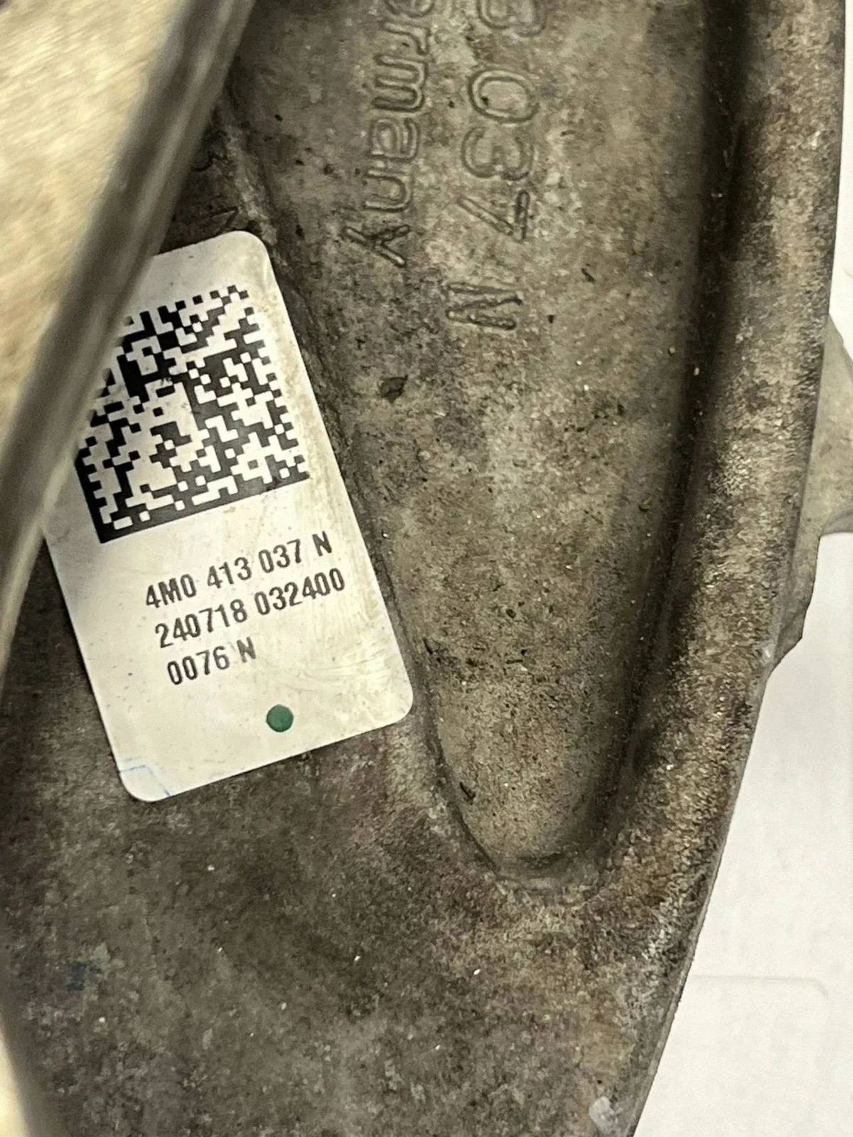 Audi Q5 FY Stoßdämpfer vorne links gebraucht image 6