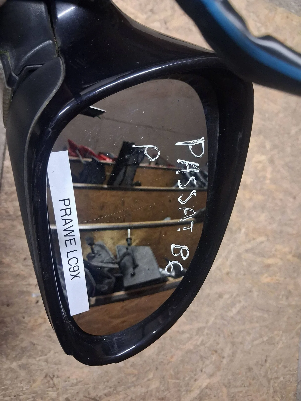 Rétroviseur VW Passat B6 Droit ERH398 image 5