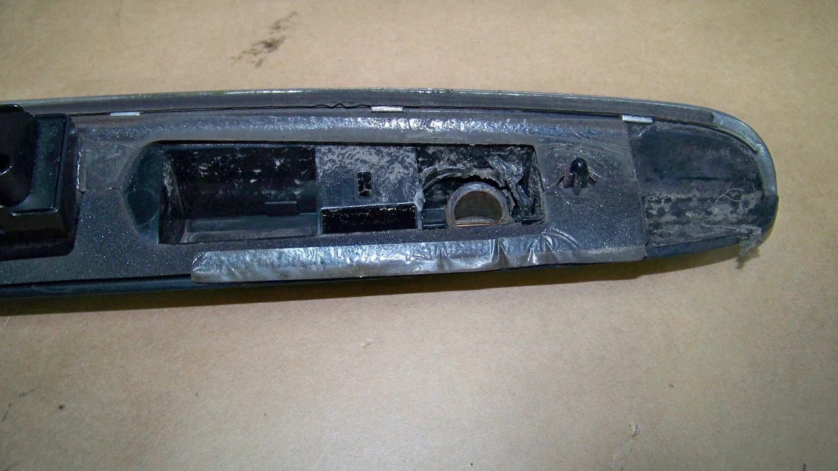 Mercedes A W169 08r Blende Kofferraumklappe image 7