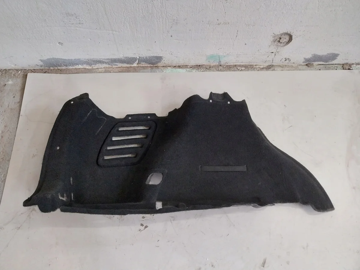 Painel Lateral Porta-Malas Traseiro Esquerdo Renault Megane III Kombi