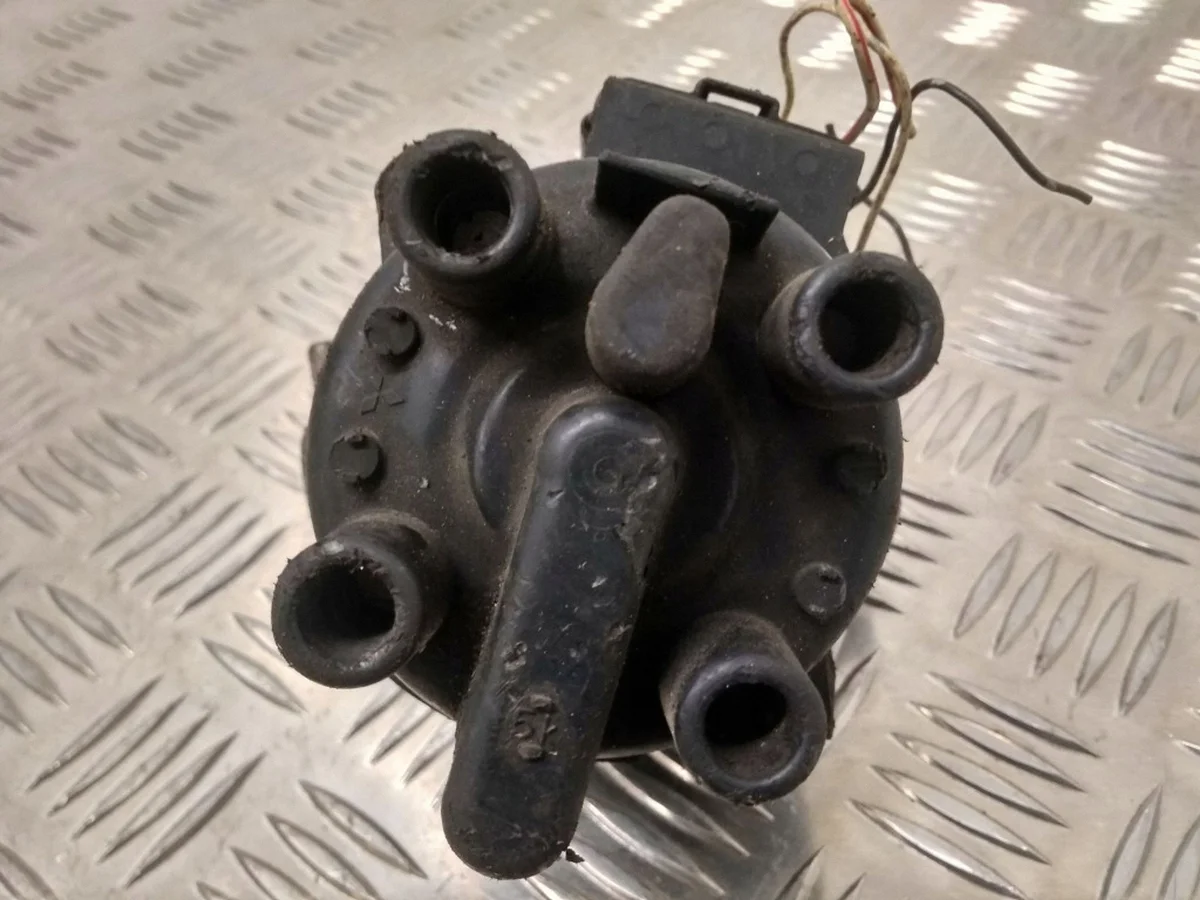 Distributore accensione Mazda 323 T2T60371 image 3