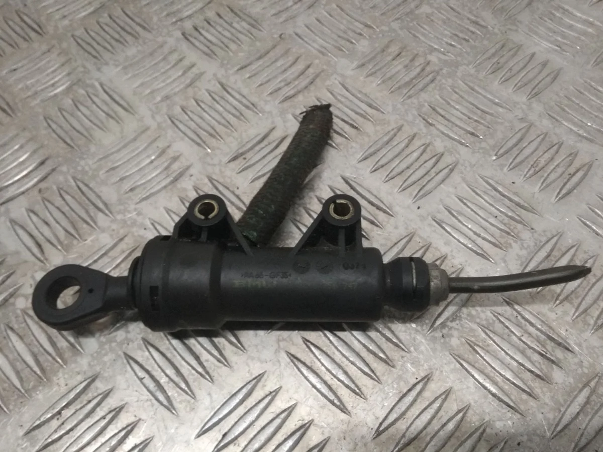 Pompe d'embrayage BMW E46 21526756747