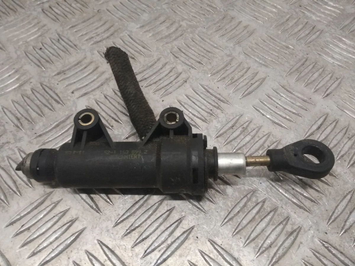 Pompette d'embrayage BMW OE 215211638992