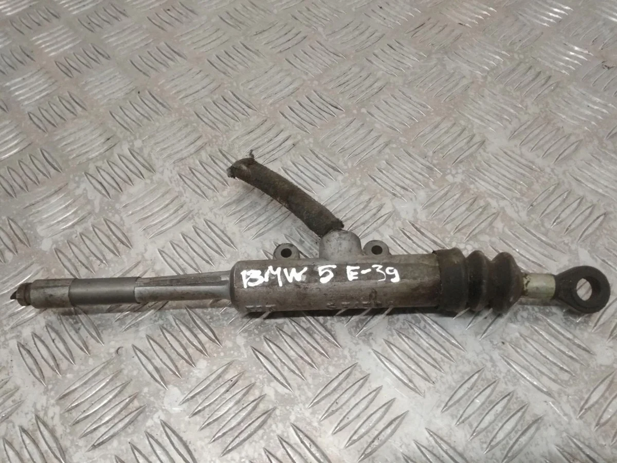 1991 BMW 5 E34 Clutch Master Cylinder S5459A