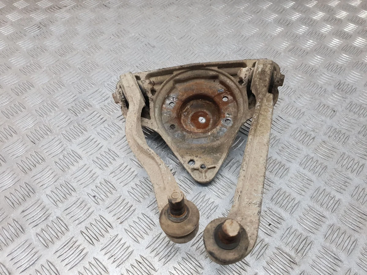 Volkswagen Passat B5.5 Soporte Muelle Delantero