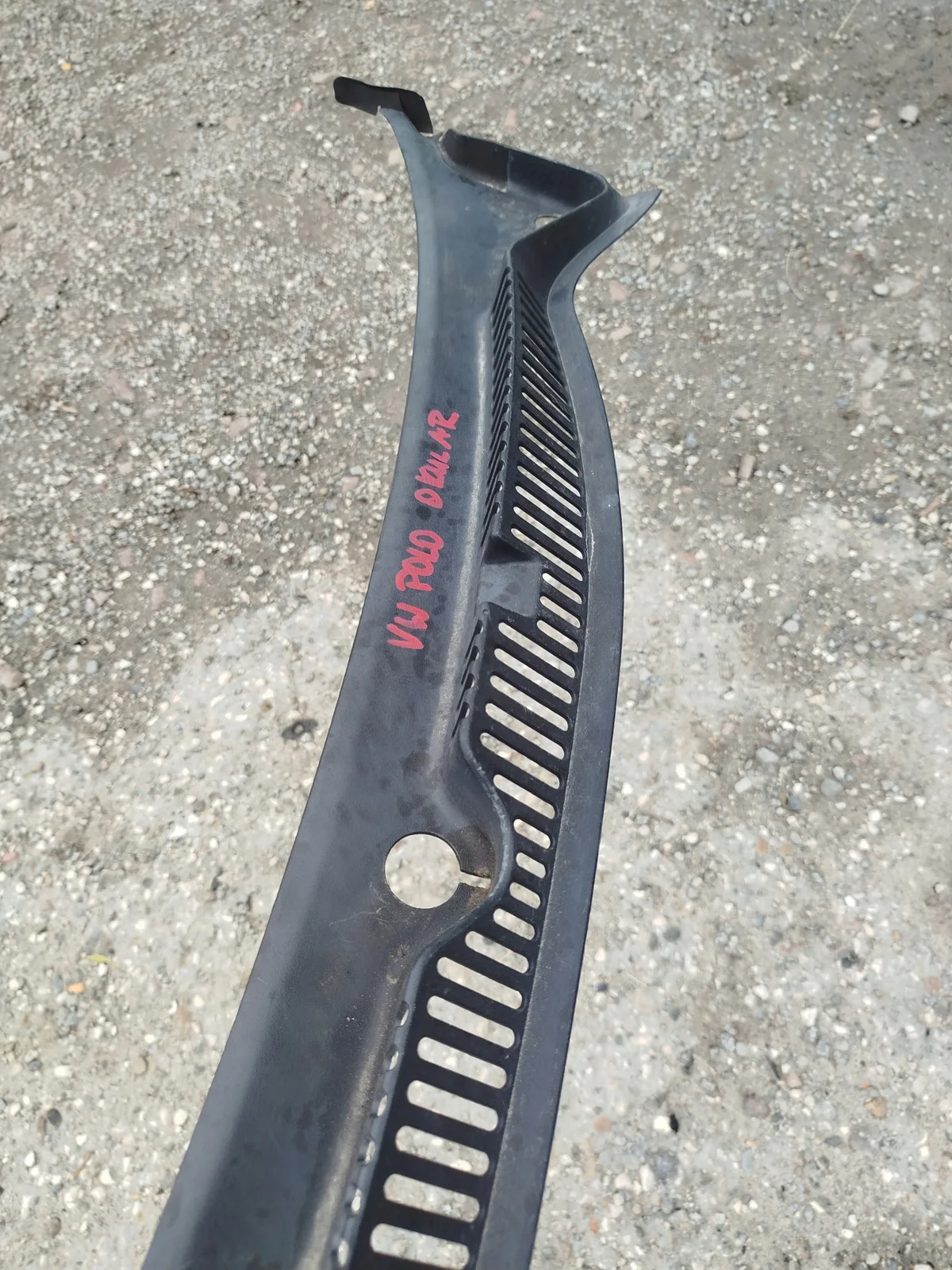 VW Polo 6Q Windshield Wiper Cowl Panel 6Q1819415B image 8