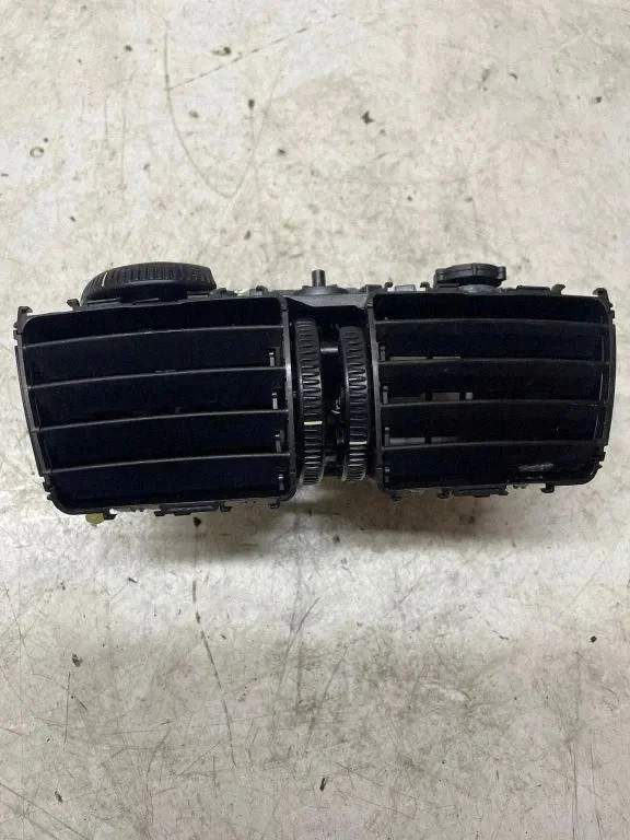 Nawiewy BMW X5 E70 773201 Usado