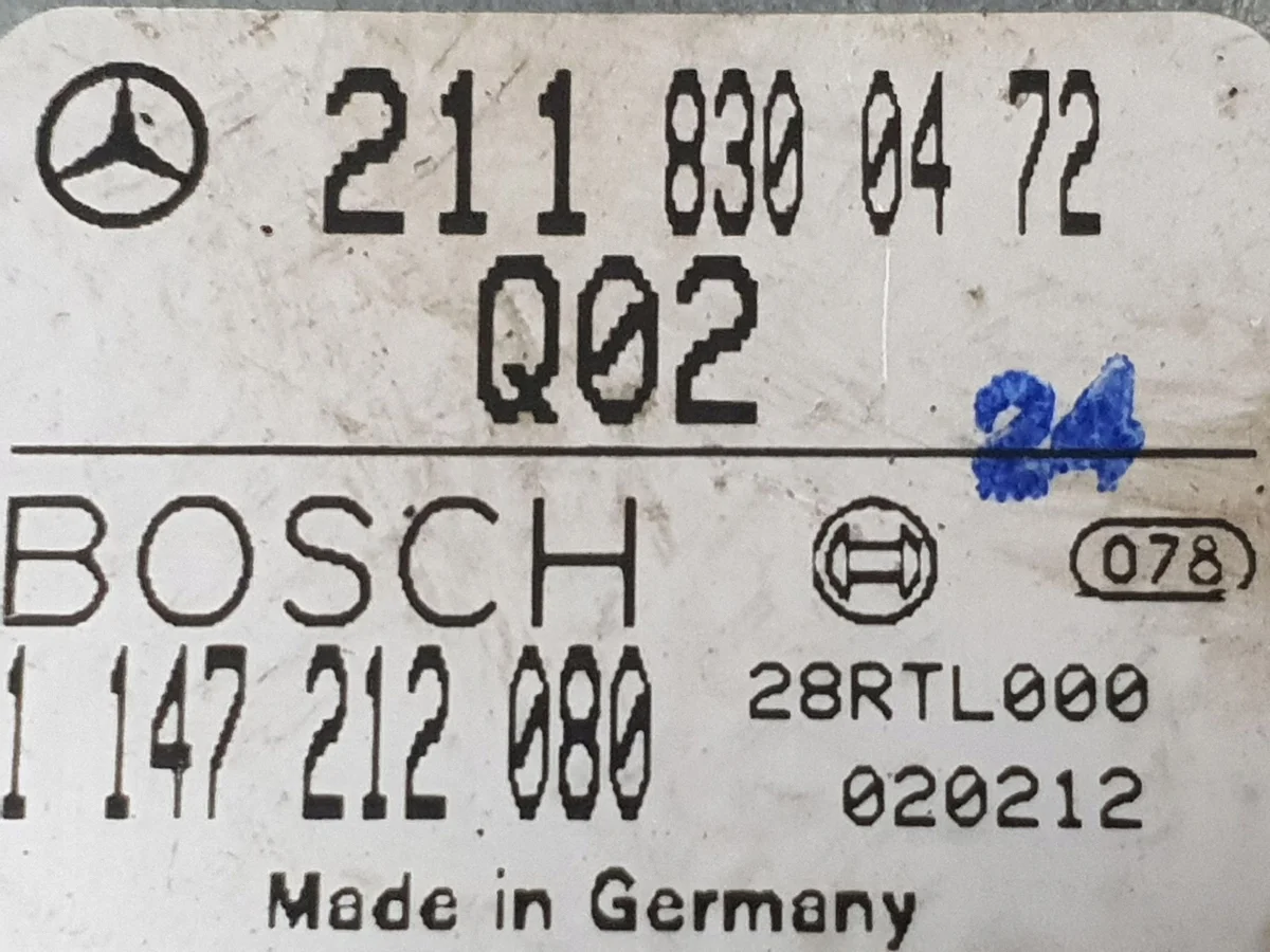 Mercedes-Benz S W220 Modulo EGR 2118300472 image 3