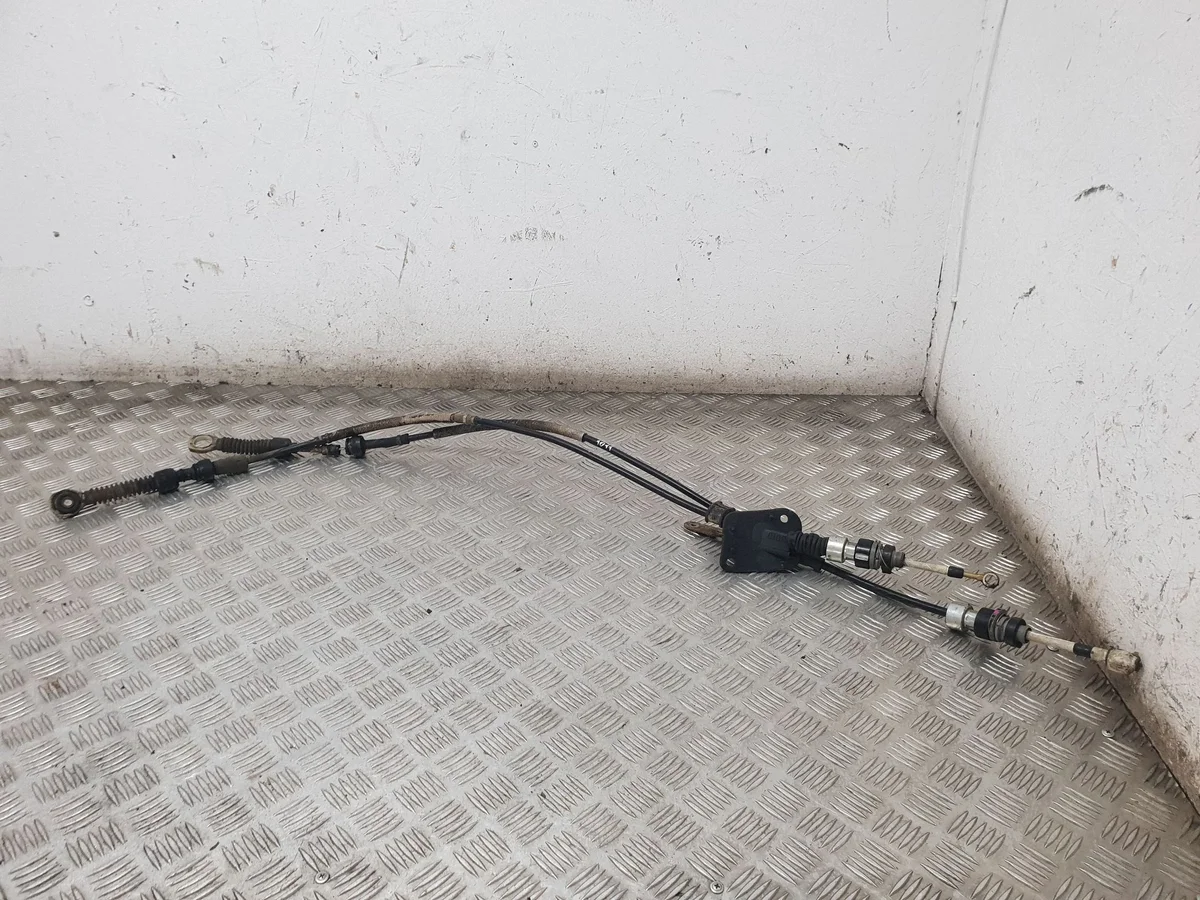 2002 Toyota Corolla Verso Gearshift Cables NMZ20181