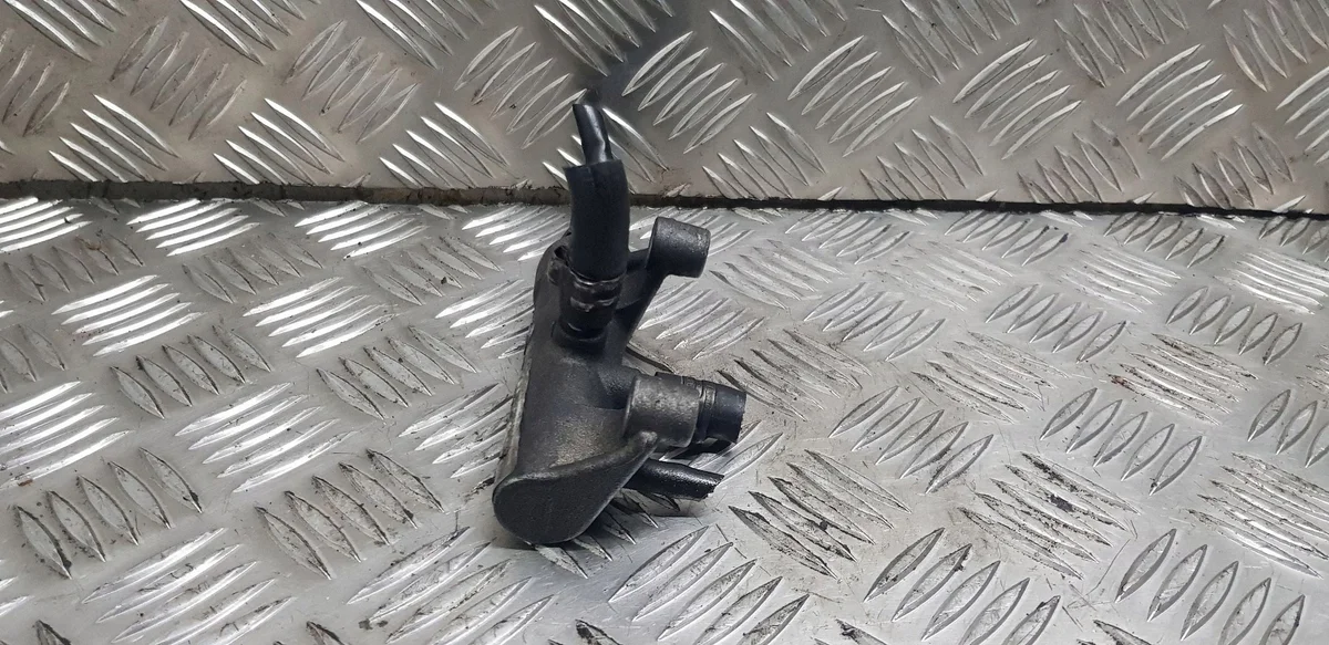 Régulateur de pression carburant Opel Astra H image 3