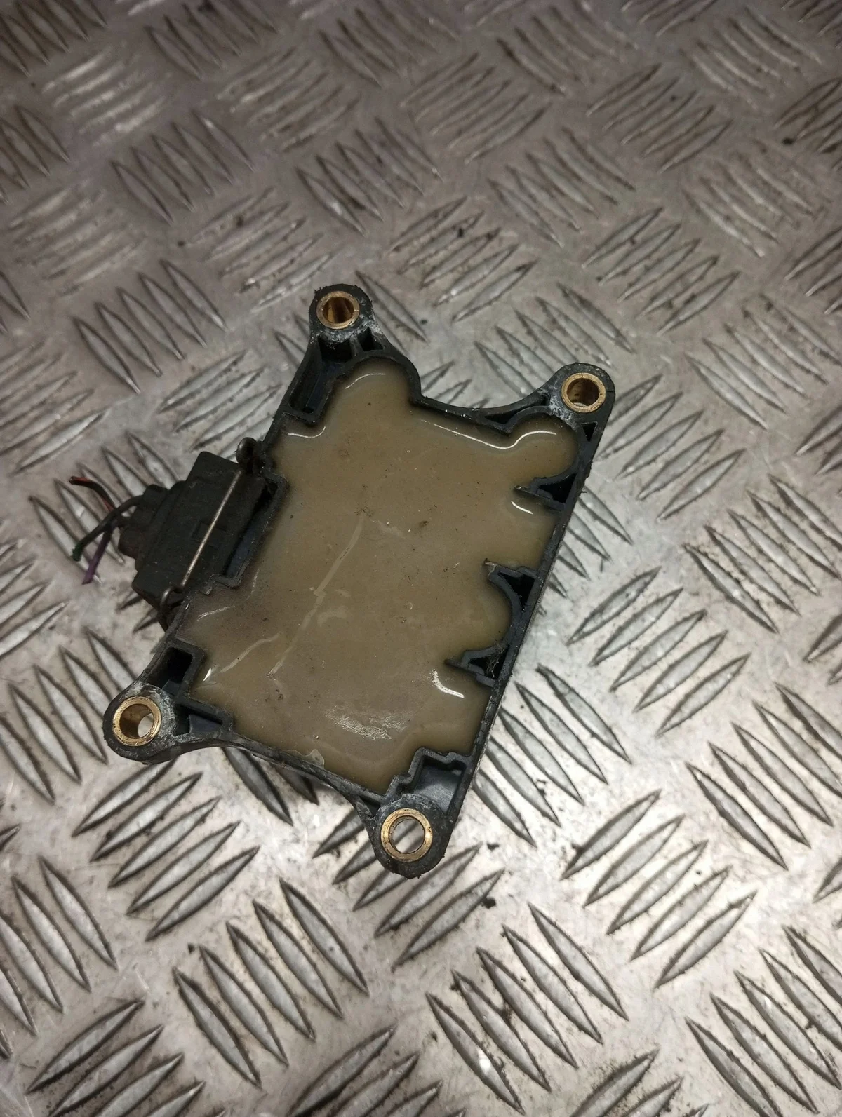 Bobine d'allumage Ford KA RB 97R- 1.3 i J4 60KM 988F-12029-AD image 3