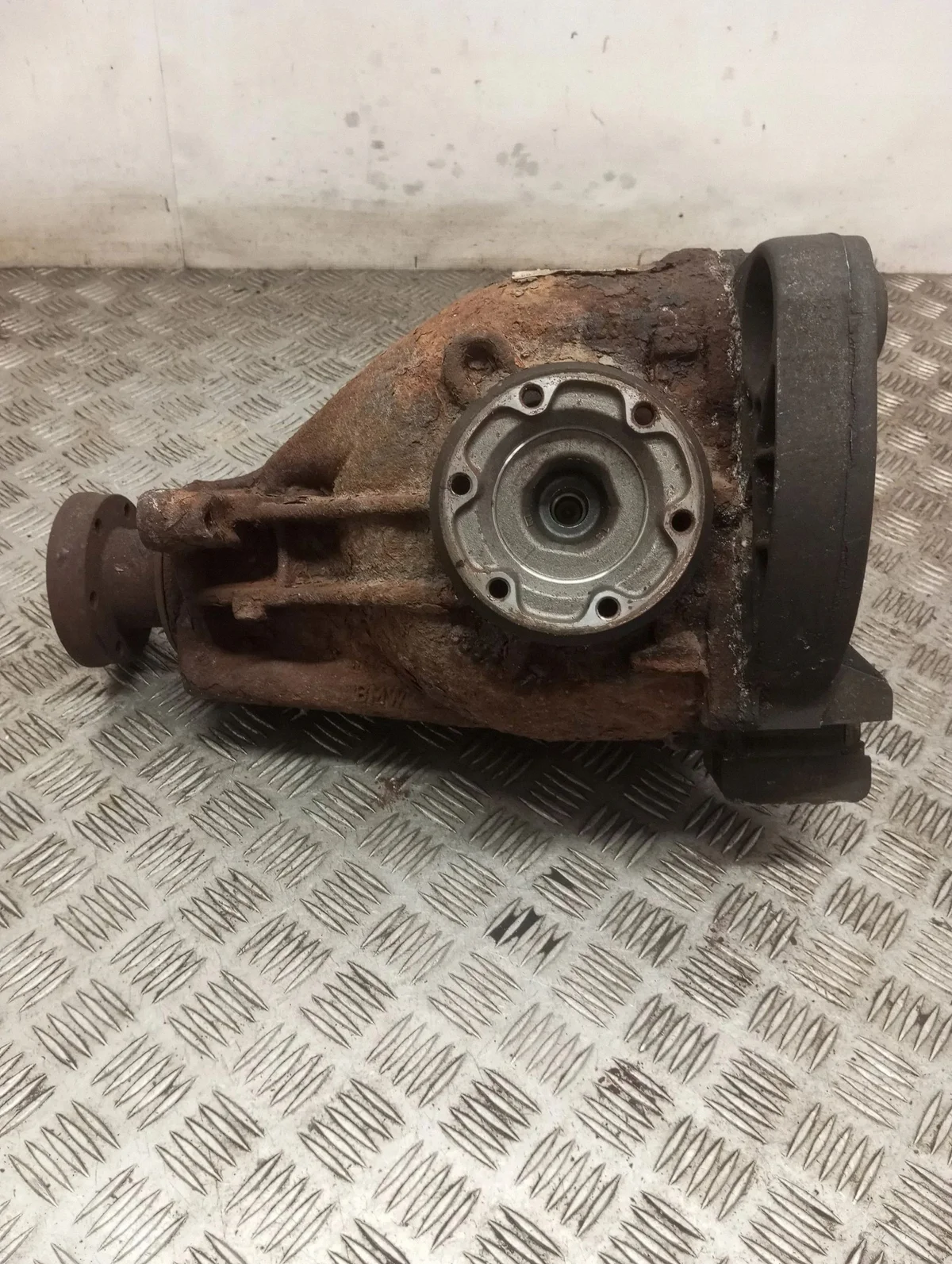 2004 BMW 5 E60 E61 Rear Differential 7542514 image 3