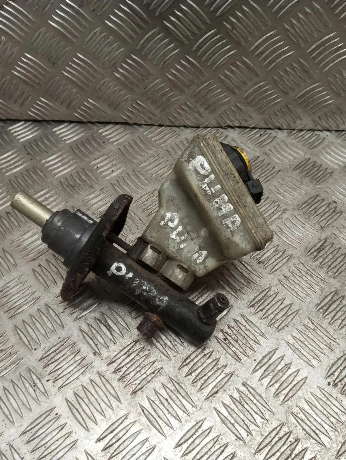 Bremszylinder Ford 7447106 1.4L Benzin 1998