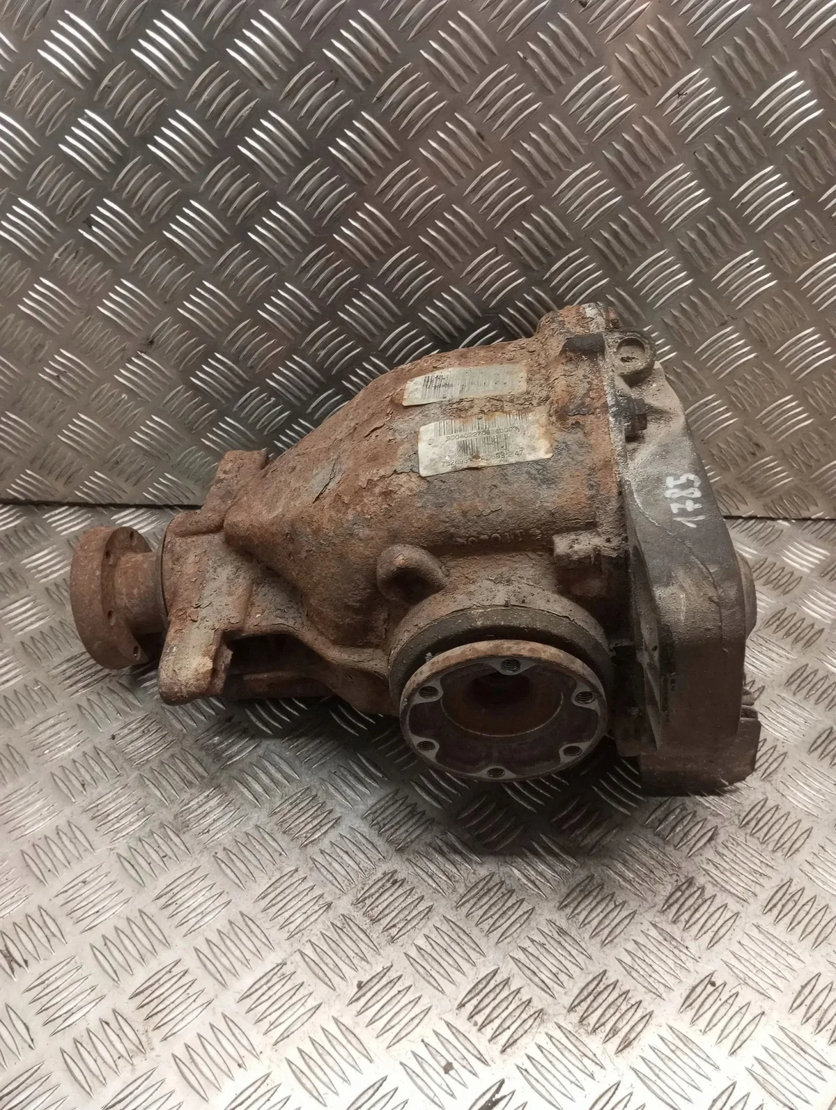 BMW 5 E60 E61 Bakre Differential 7526931