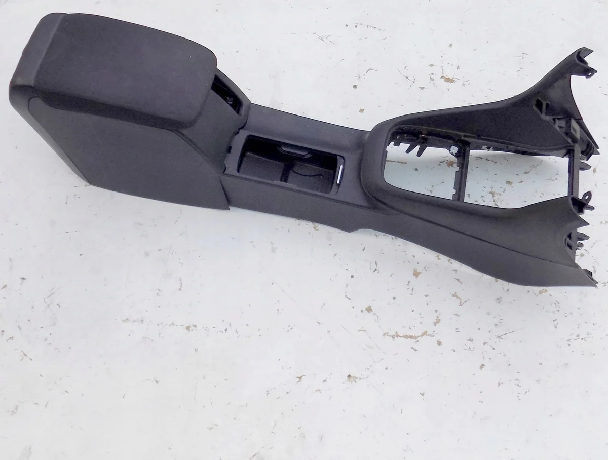 Túnel consola VW Golf VI (2008-2012) Usado
