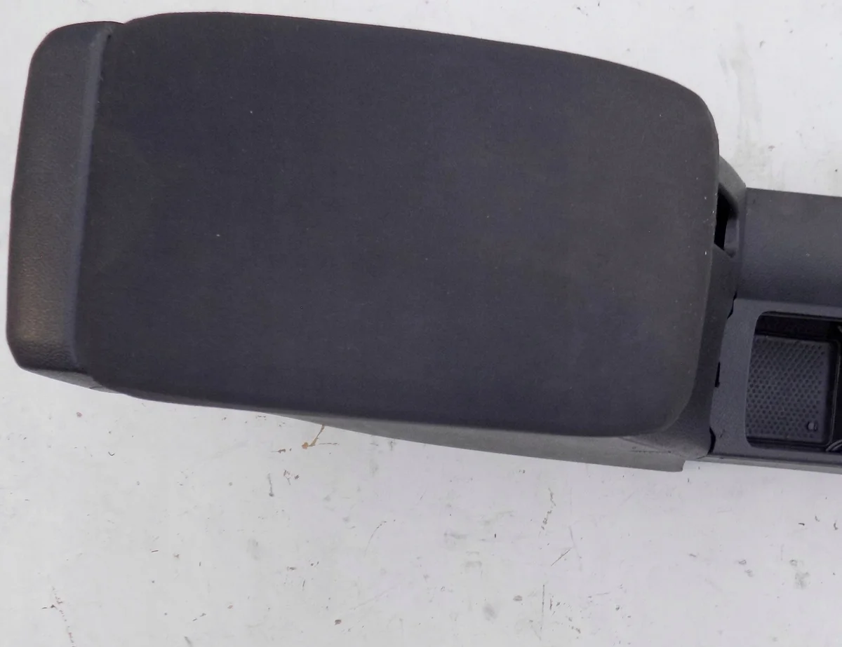 Mittelkonsole VW Golf VI (2008-2012) gebraucht image 3