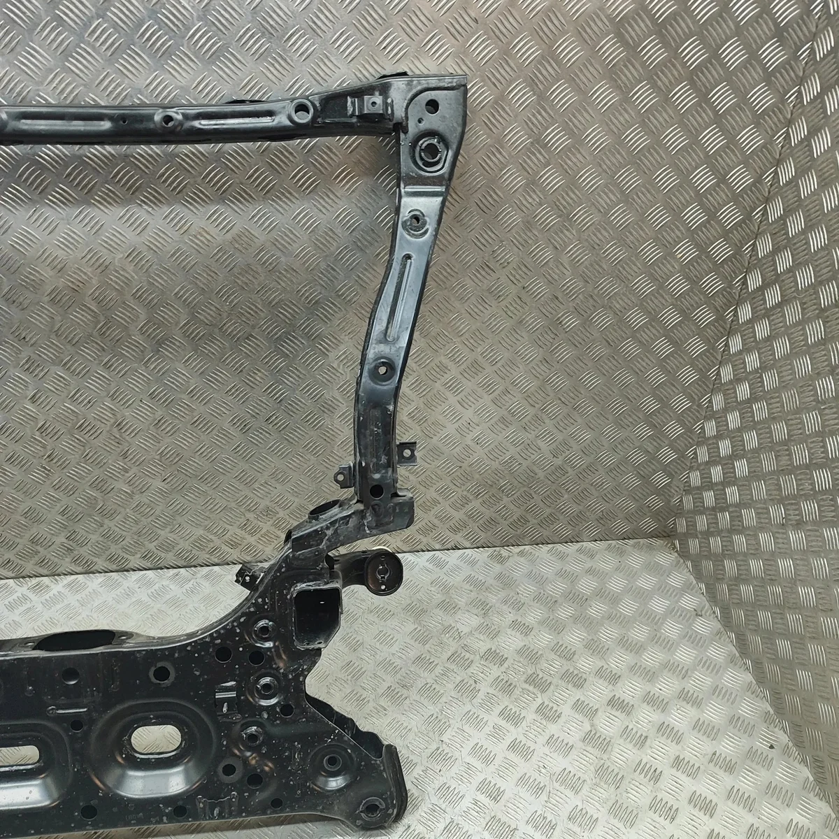 Sanki przednie KIA NIRO 62401AO000 Usado image 4