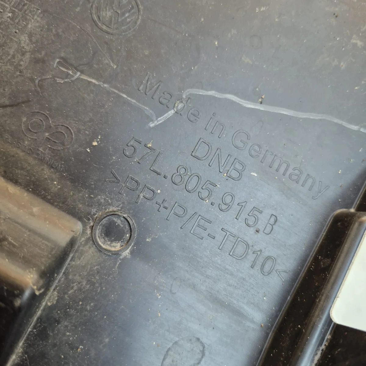 VW Tayron 24- Cubierta Parachoques Delantero OEM
