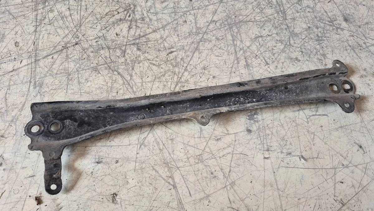 Toyota Corolla E210 Left Bracket XRA8597 image 4