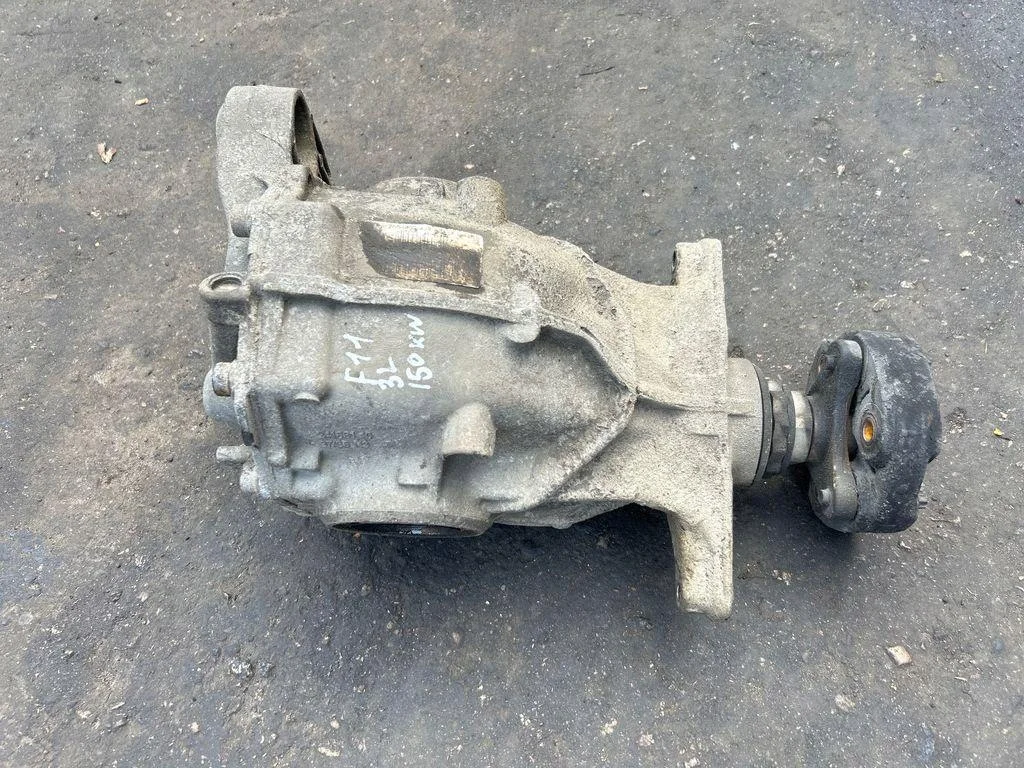 BMW 5 Touring F11 Rear Differential 7584452