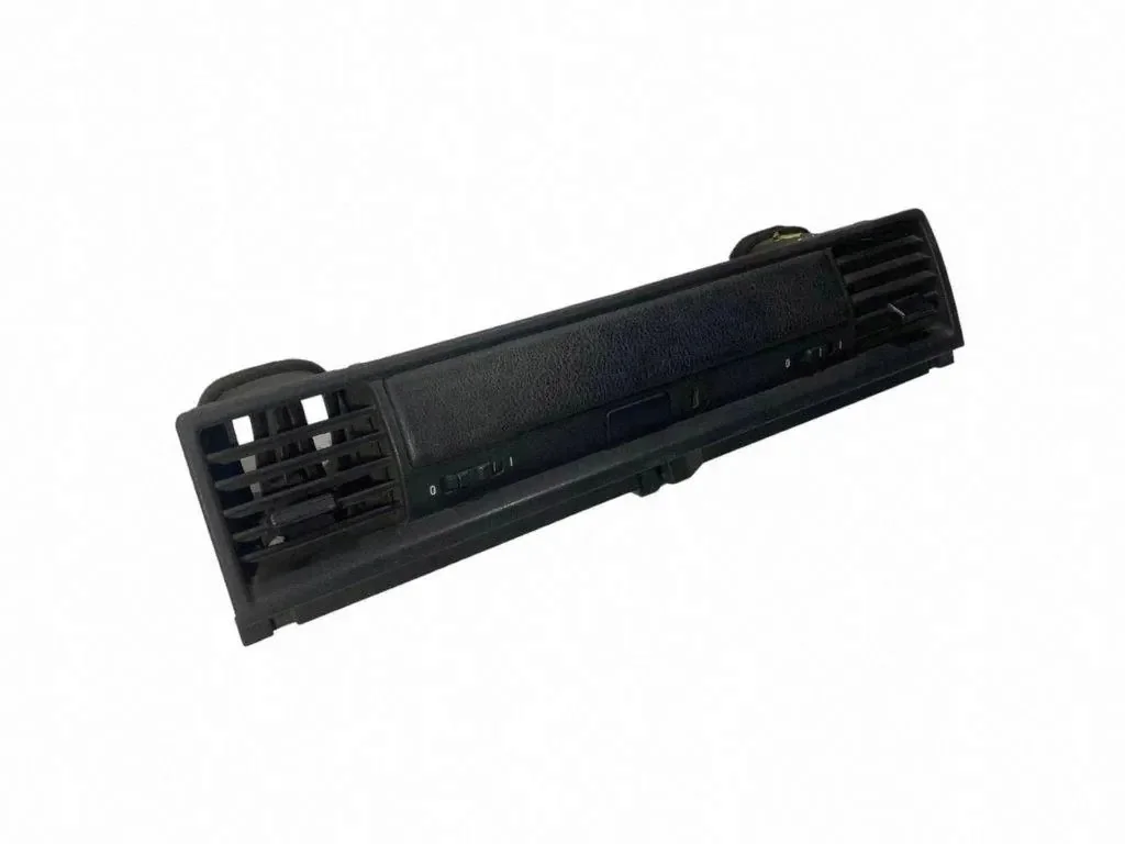 BMW 3 Cabrio E36 Air Vent 8162022 image 4