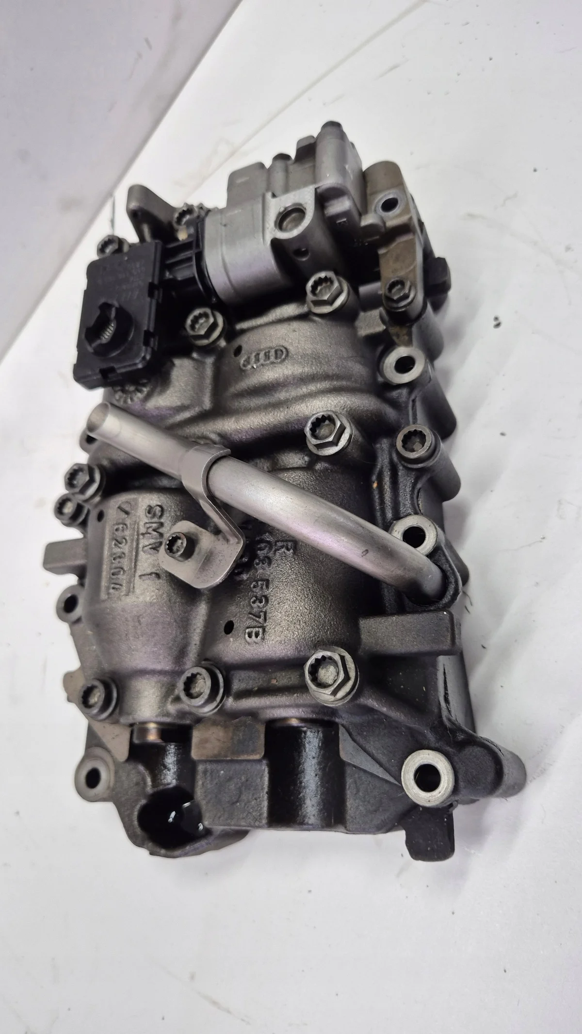 Öljypumppu Audi A4 B7 2.0 TDI BPW image 4