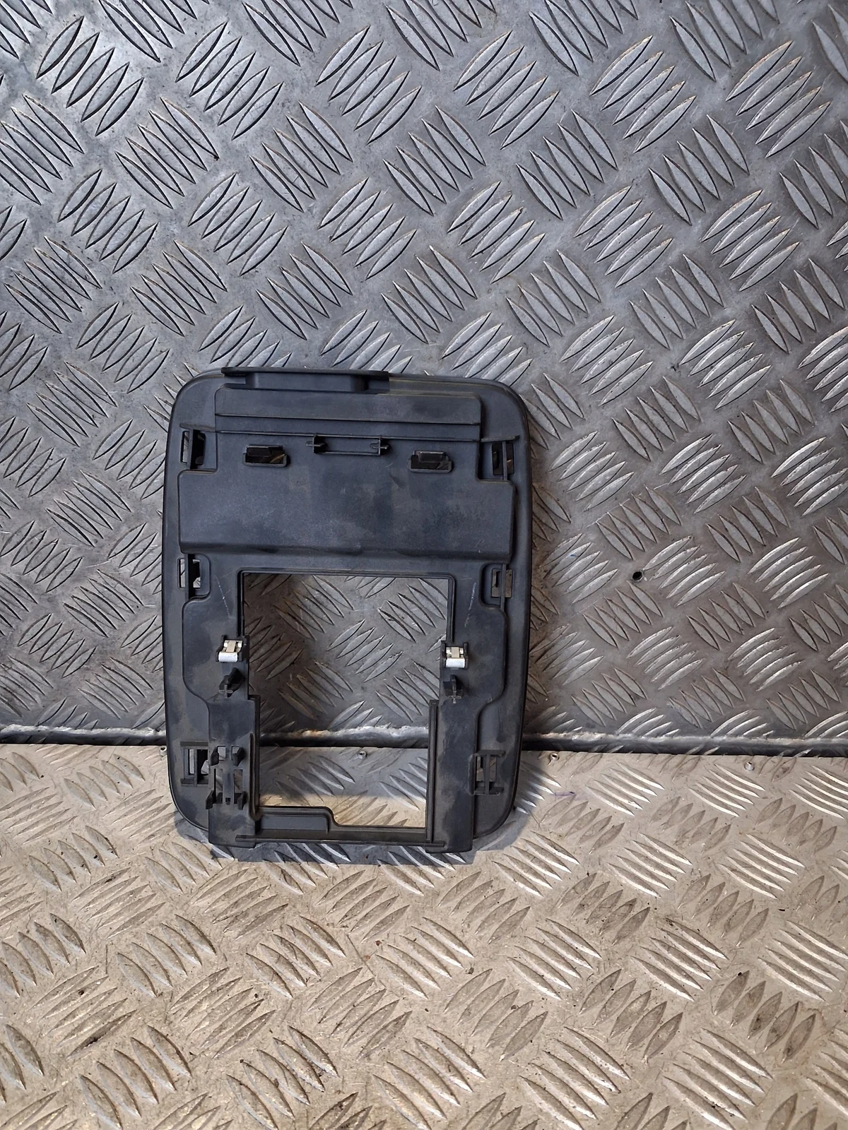 Support de feu plafonnier Renault Clio IV image 7