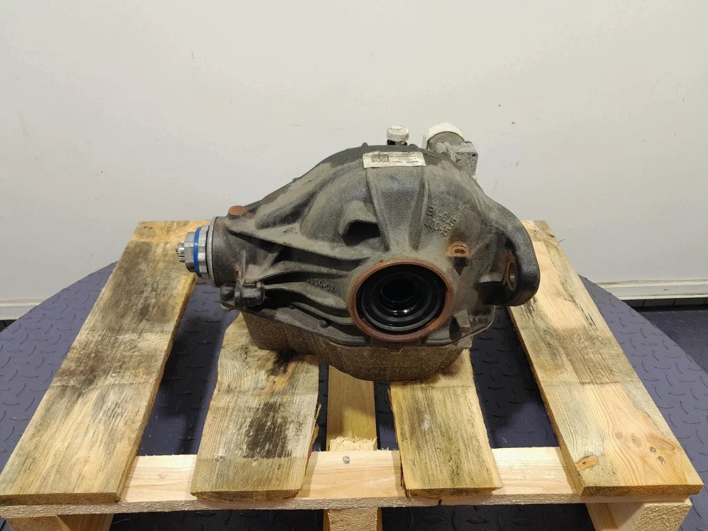 BMW M4 G82 G22 LCI 3.0 B 530 KM Differential