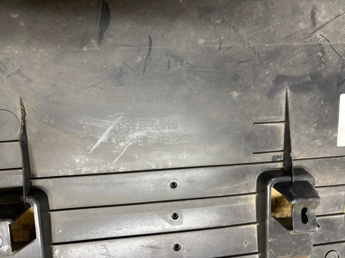 VW Tiguan III Plaat Onder Bumper 571805915 image 5