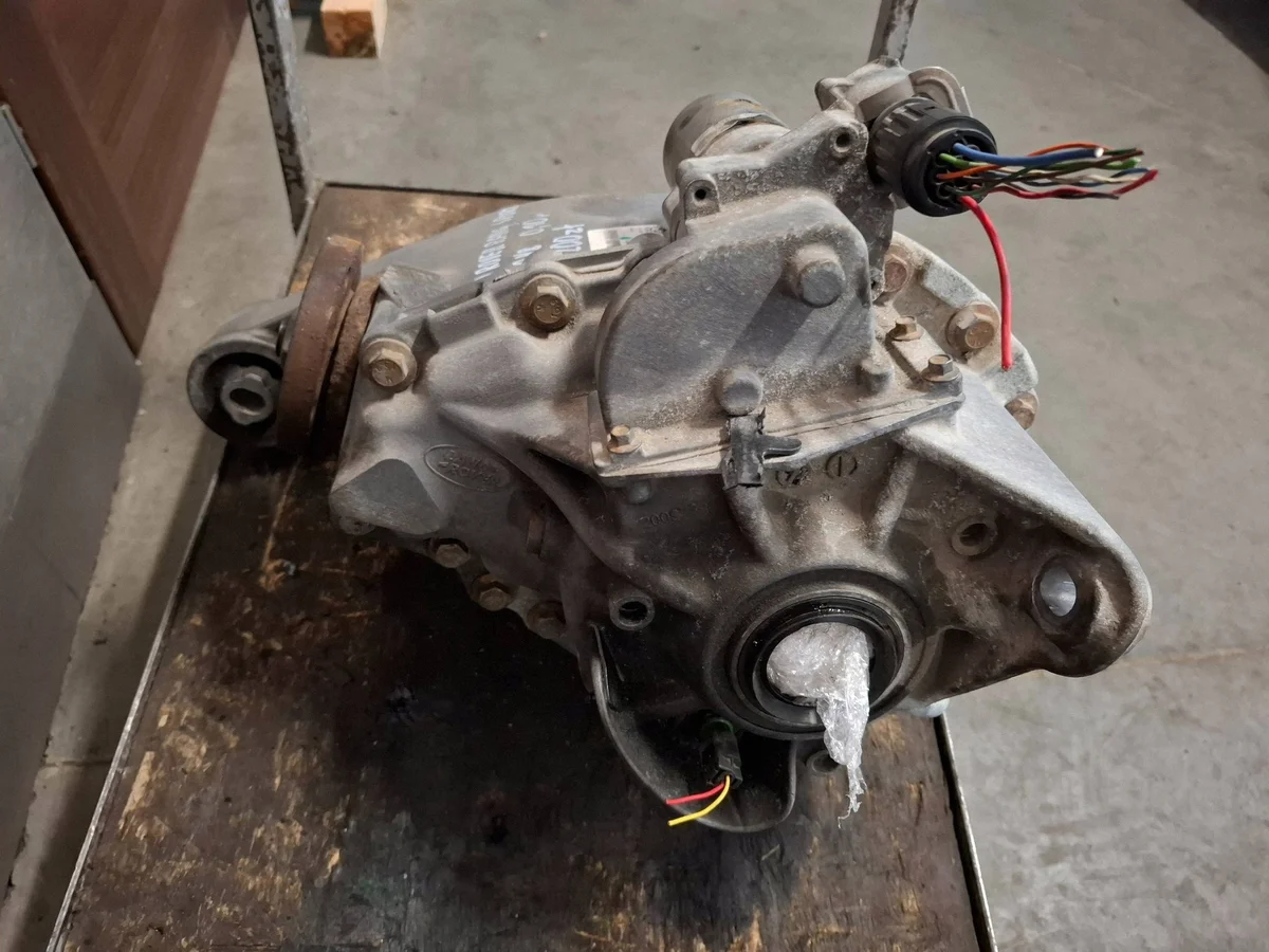Land Rover Range Rover Sport L320 Differential image 3