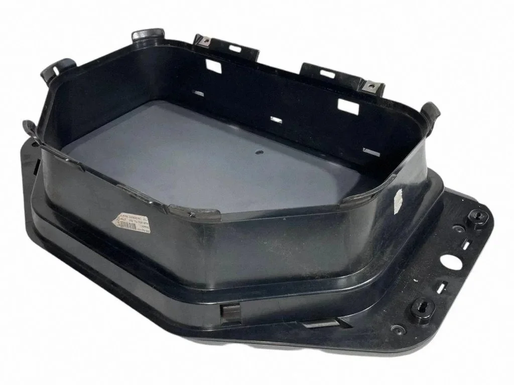Moldura Maletero BMW Serie 3 E92 Usado image 6