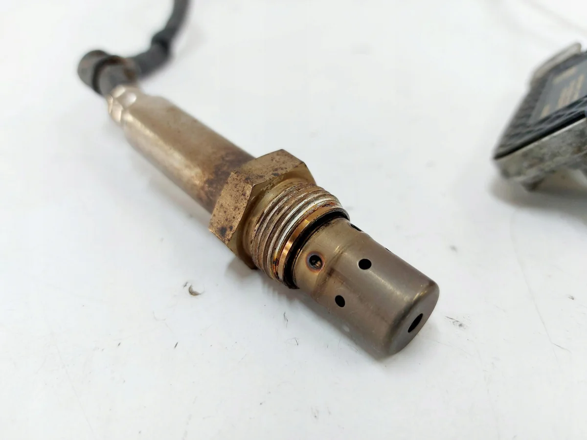 Sensor NOx Ford Ranger MB3G-5L248-DC Usado image 3