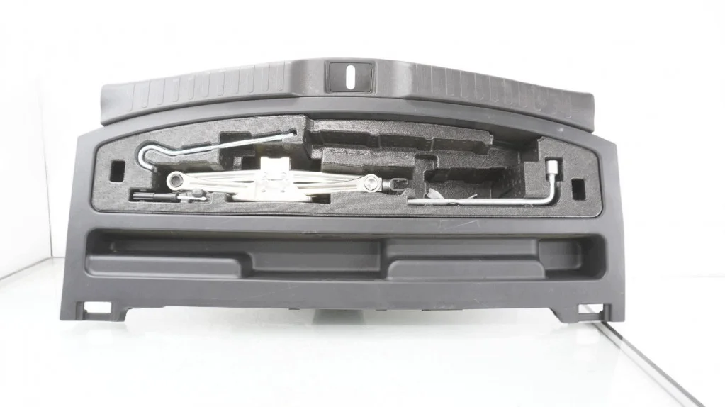 Honda CR-V V Cesto Roda Sobressalente M-35774