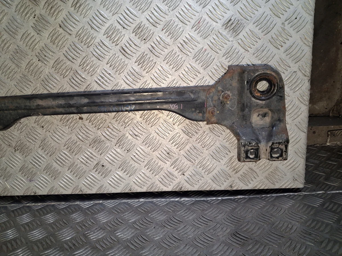 Land Rover Discovery Sport L550 Unterbalken image 3