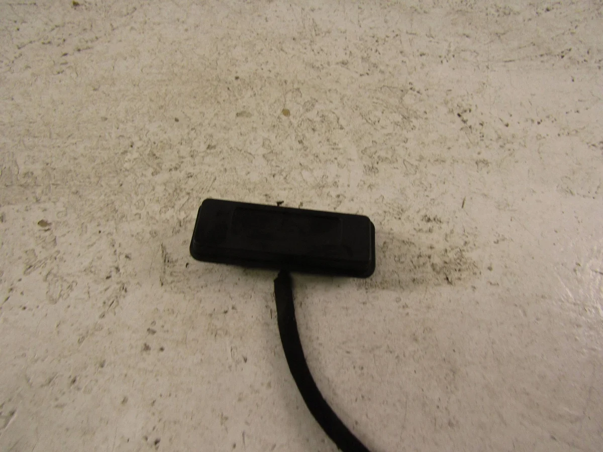 Kia Stonic Trunk Lid Microswitch Used 30410610252
