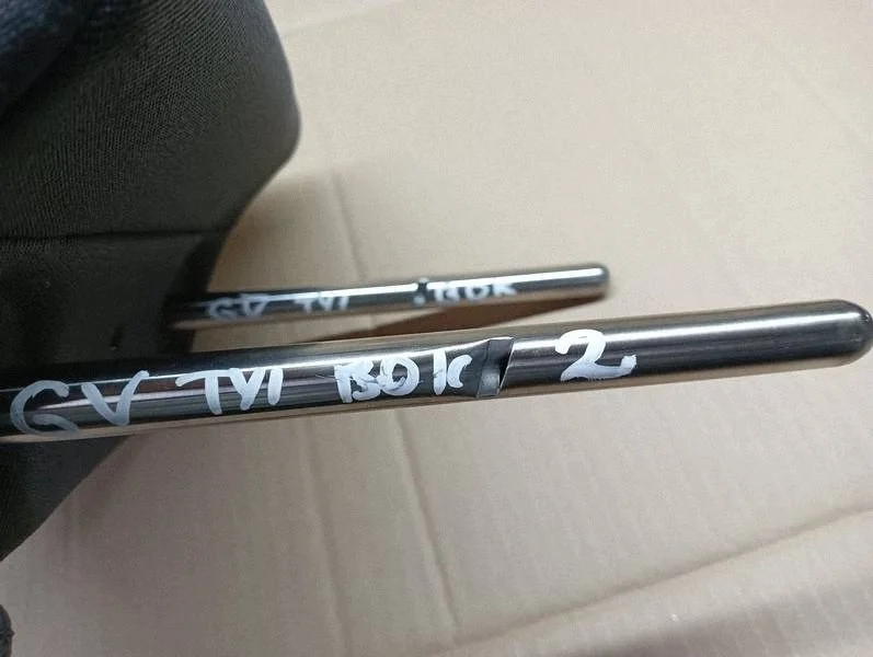 Appui-tête arrière VW Golf V 5D 03-09 image 4