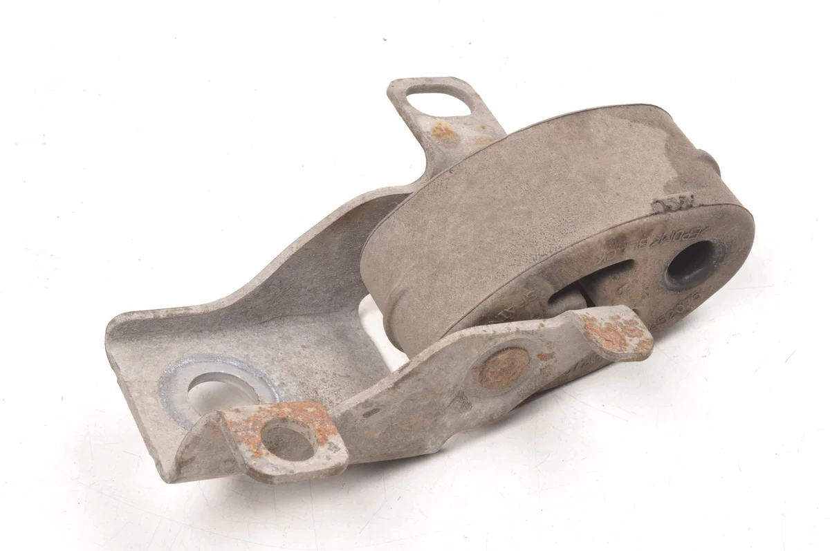 Volvo S60 XC60 kiinnike 31478512 31452075 image 3
