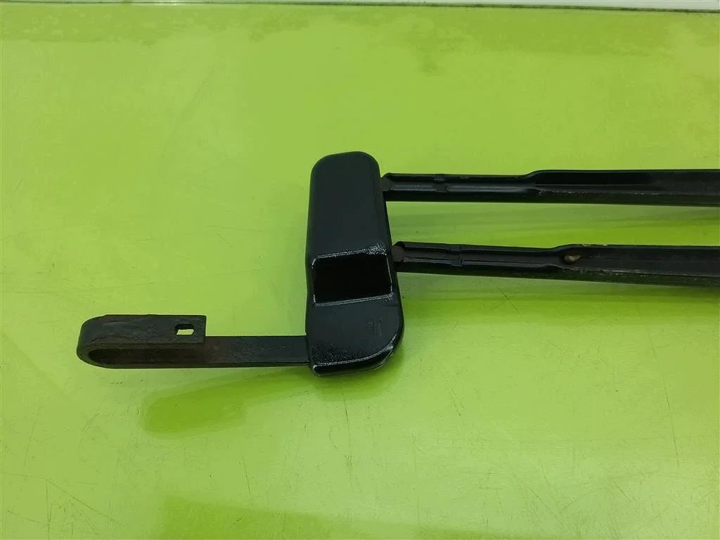 Braço Limpador Audi A2 2000-2005 Usado image 3