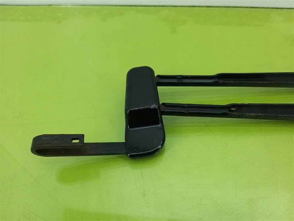 Braço Limpador Audi A2 2000-2005 Usado image 4
