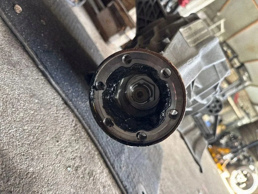 Reductor Porsche Macan 95B 95B525015K Usado image 3