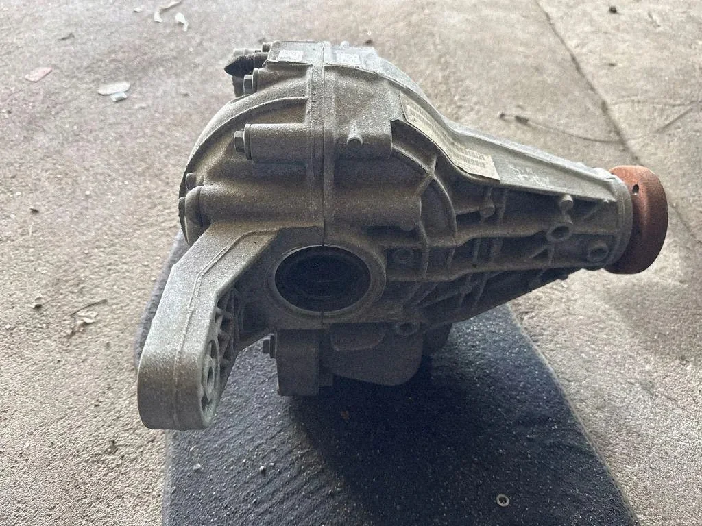 Reductor Porsche Macan 95B 95B525015K Usado image 4