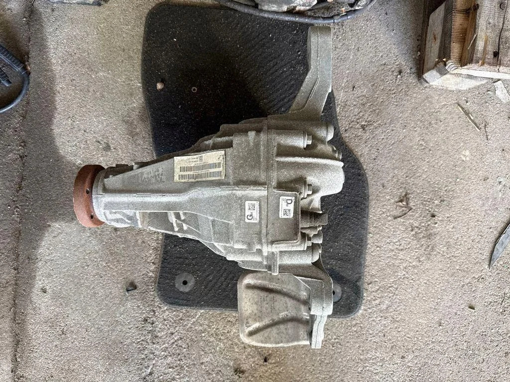 Reductor Porsche Macan 95B 95B525015K Usado image 8