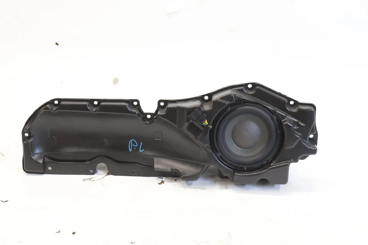 Audi TT 8S högtalare 8S0035297 vänster fram