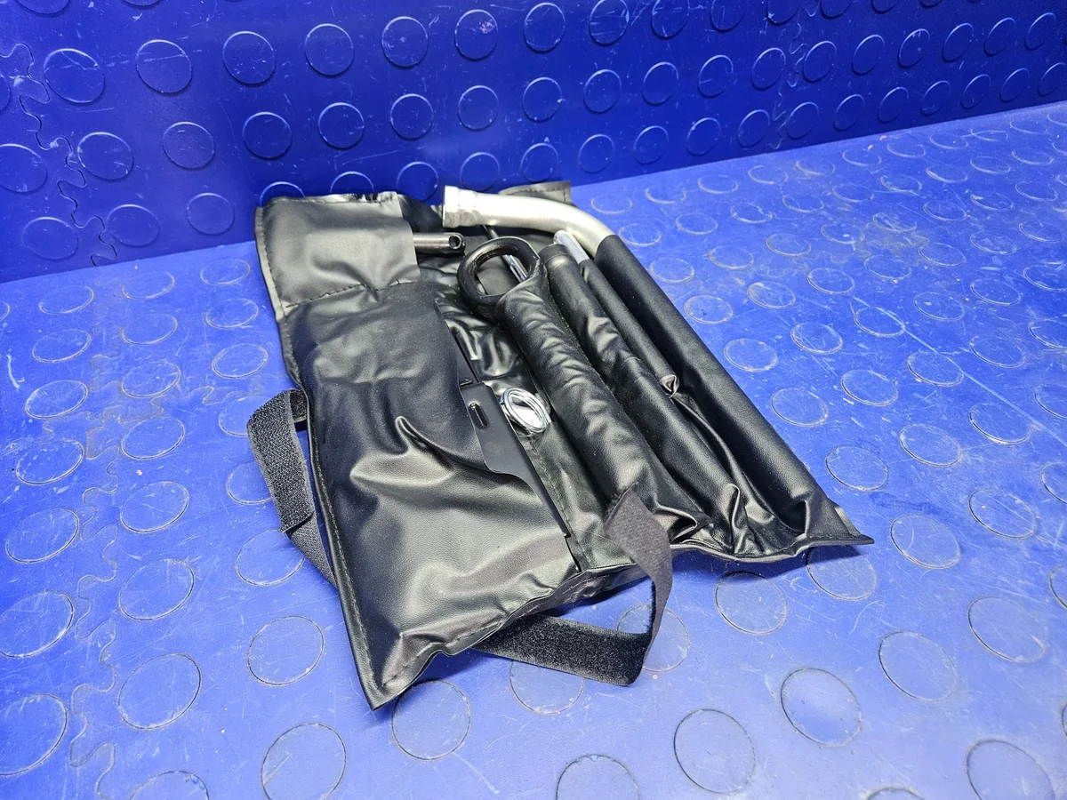 Kit Llaves Audi Q7 4M Original 7L0860321A Usado image 3