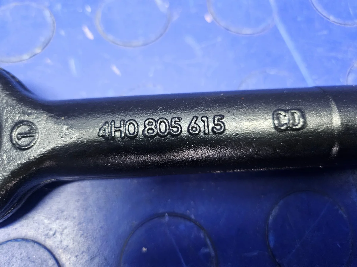 Kit Llaves Audi Q7 4M Original 7L0860321A Usado image 9