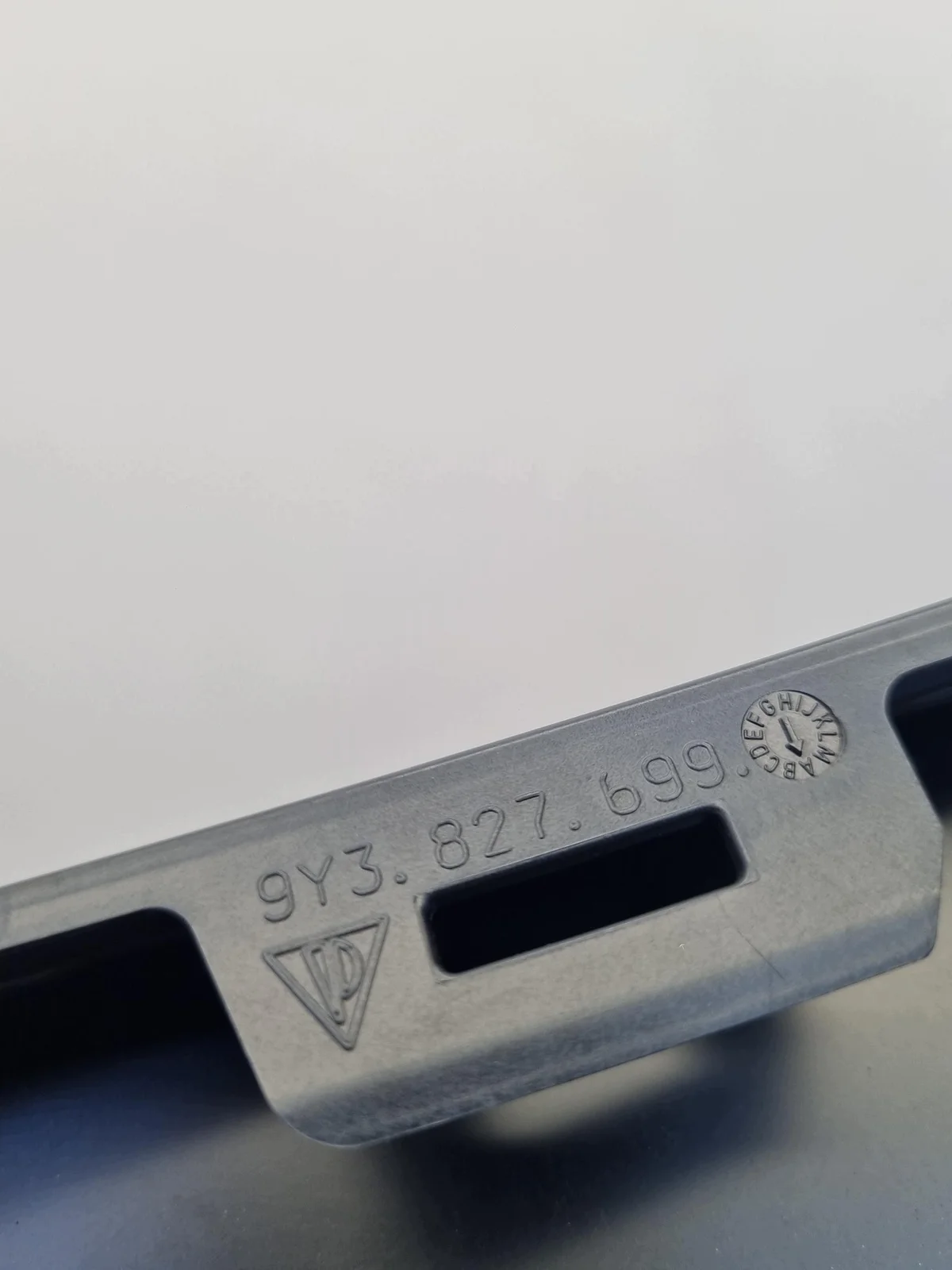 Porsche Cayenne 9Y3 Coupe Spoiler image 6
