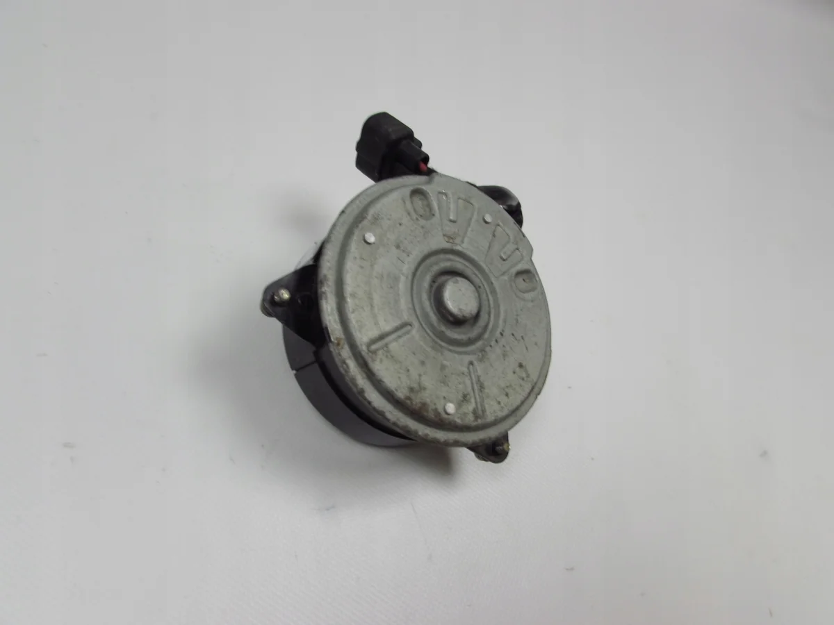 Lexus RX II 300H 350H 400H Lüfter Motor image 9