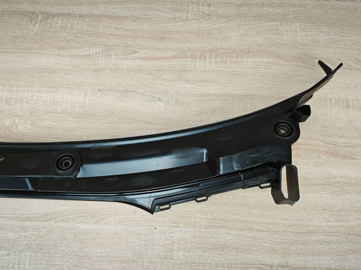 BMW X5 G05 LCI Upper Windshield Trim 7434880 image 6