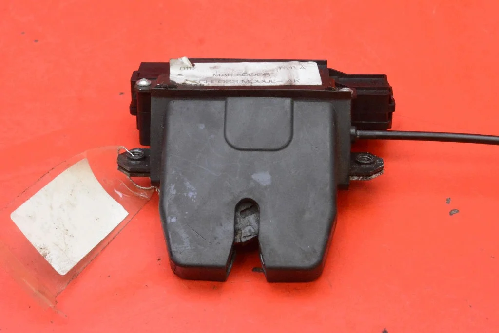 Cerradura Maletero Ford Focus C-Max MK1 Usado