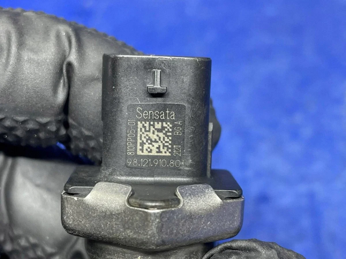 Bränsletrycksensor Peugeot 208 308 3008 1.2 PURETECH image 9